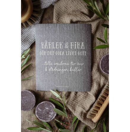 Disktrasa K�rlek & Fika g�r det goda livet gott.. tills smulorna tar �ver & st�dningen kallar