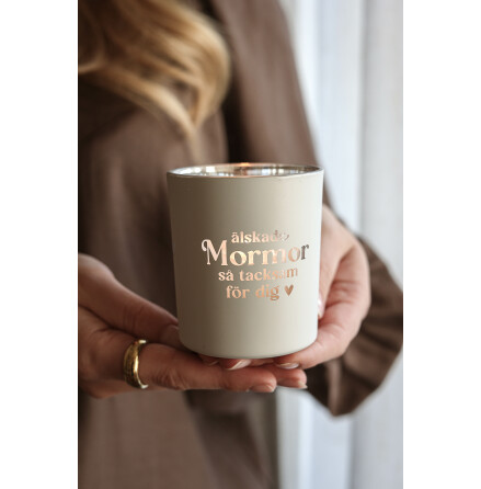 Majas lykta �lskade mormor..