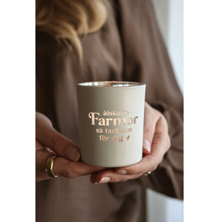 Majas lykta �lskade farmor..