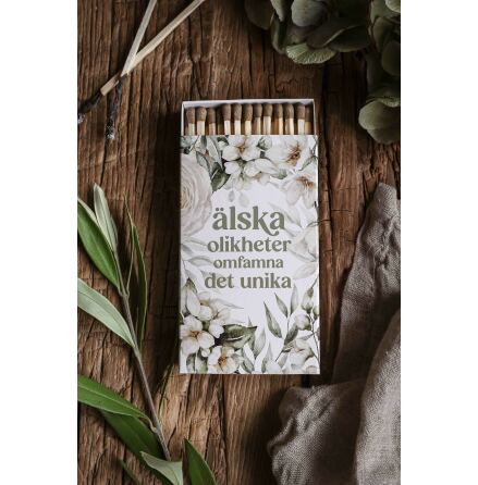 Majas T�ndsticksask �lska olikheter, omfamna det unika